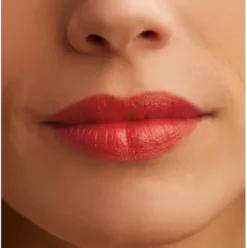 Bionike Defence Color Nutri Shine Rossetto 210 - Rossetto brillante effetto balsamo - Nuance rouge framboise - Stick da 3 ml